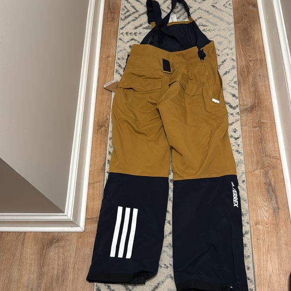 NWT Adidas Terrex Resort Two-Layer Insulated Bib Pant - Picture 5 of 5